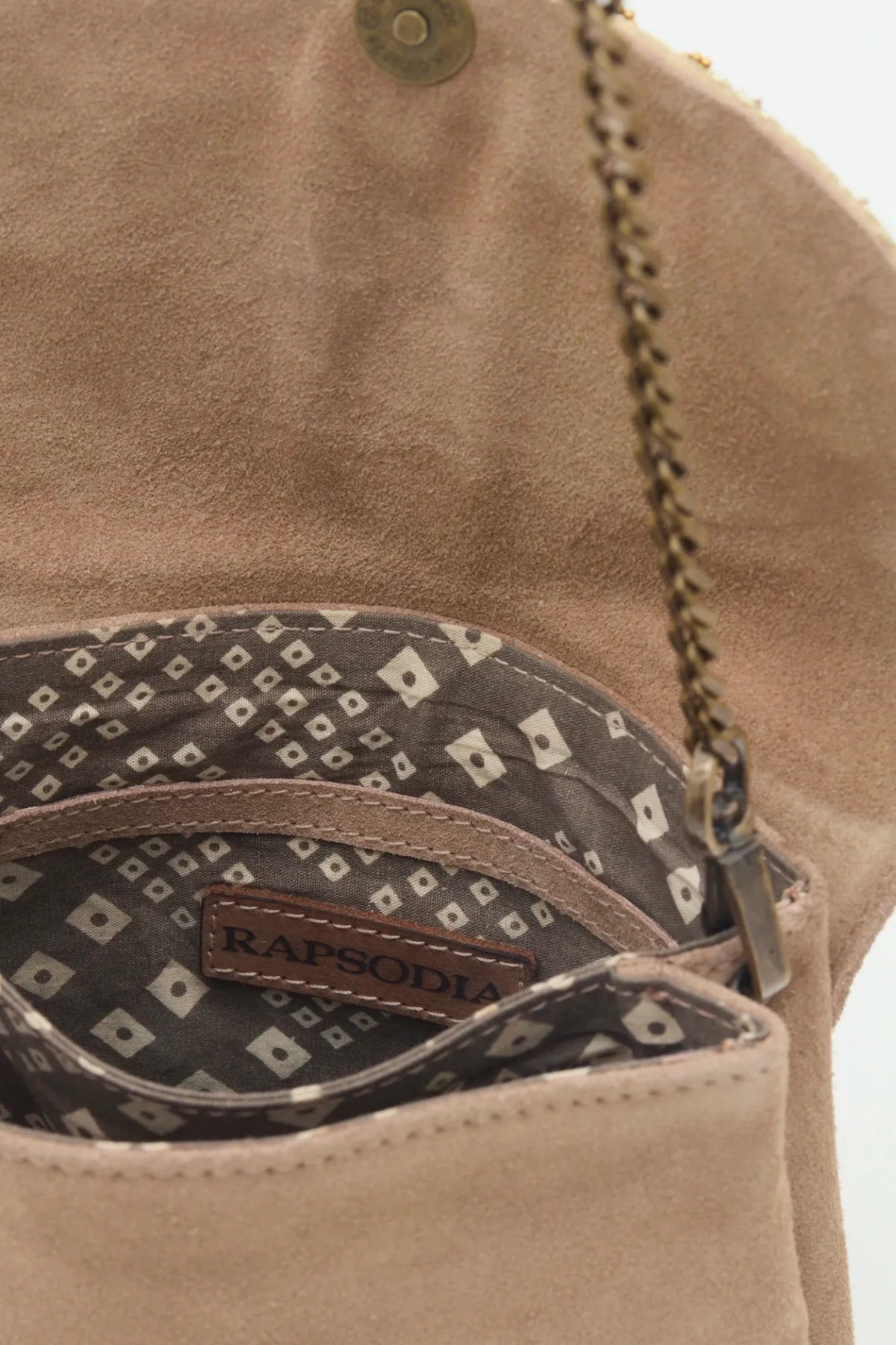 Cartera wings